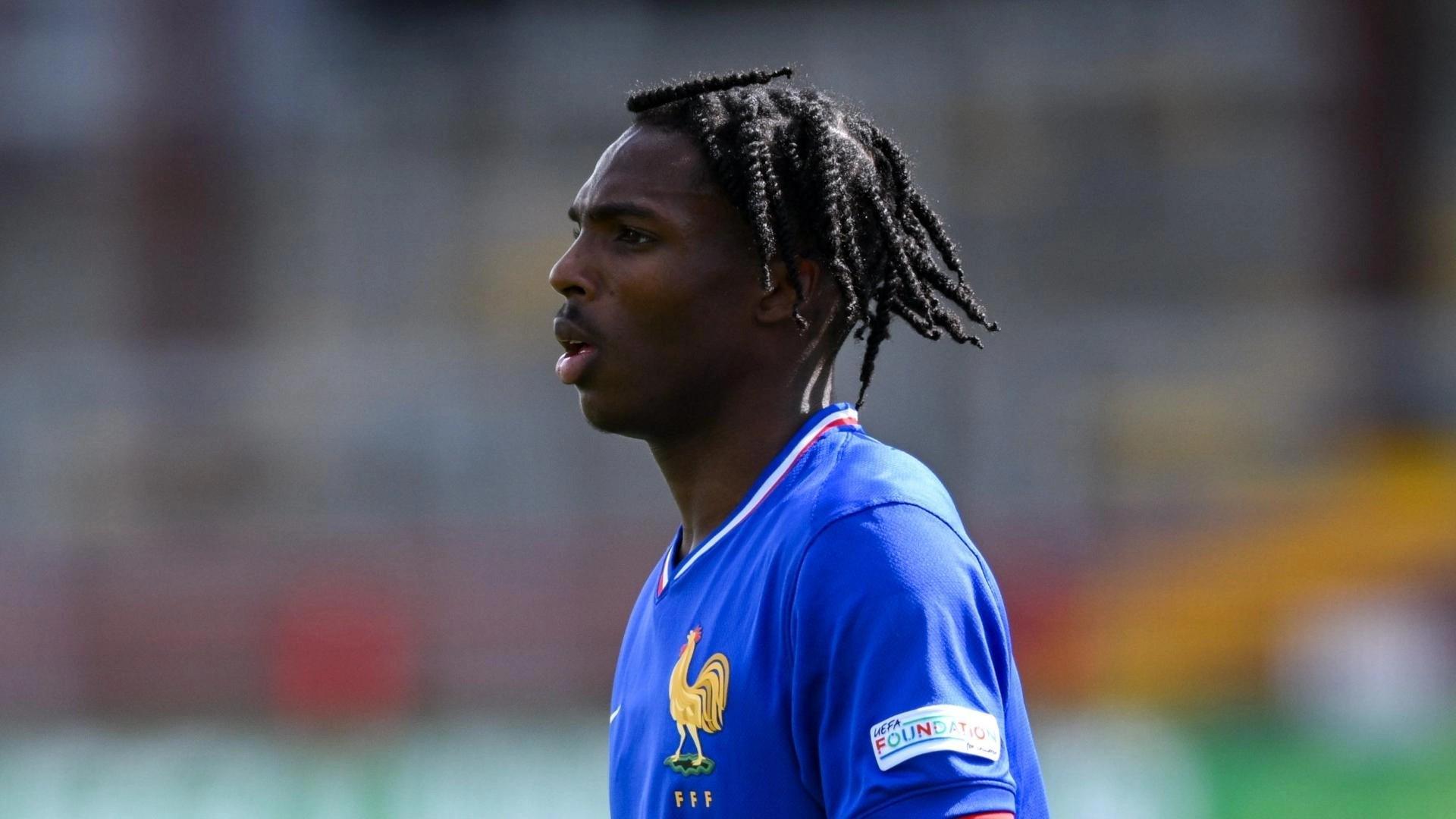 星空体育平台-官方：利物浦签下20岁雷恩后卫雅凯；据悉转会费为5500万镑